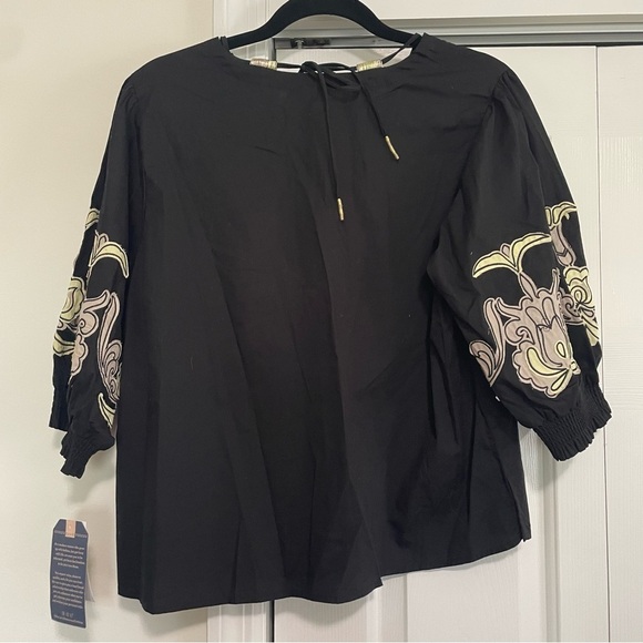 Democracy Black Blouse Beige Floral Bell Sleeves Lace Up Neck Size Large, NWT - Picture 8 of 9